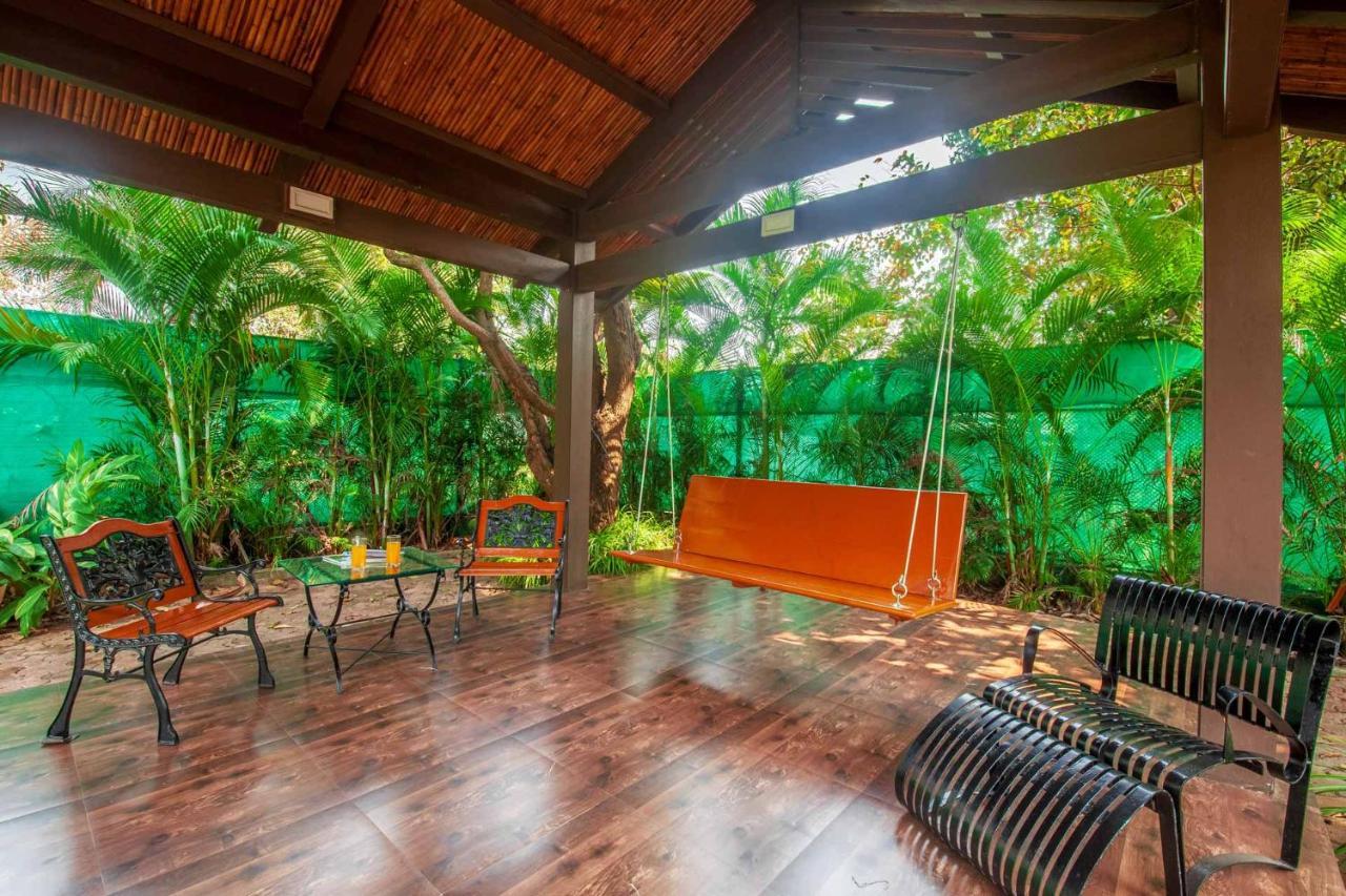 אליבג Stayvista'S Casa Palmera - Pet-Friendly Villa With Pool, Garden With Gazebo, And Indoor & Outdoor Games מראה חיצוני תמונה